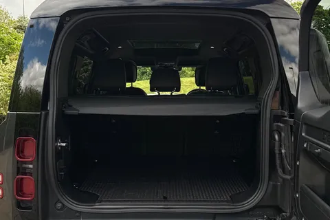 DP22TTO Land Rover Defender 110 3.0 D250 X-Dynamic HSE 5dr Thumbnail #12