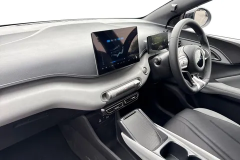 DG26OXC BYD Dolphin Surf 30kWh Active Auto 5dr Thumbnail #9