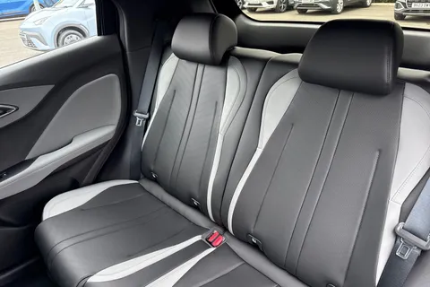 DG26OXC BYD Dolphin Surf 30kWh Active Auto 5dr Thumbnail #14