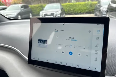 DG26OXC BYD Dolphin Surf 30kWh Active Auto 5dr Thumbnail #43