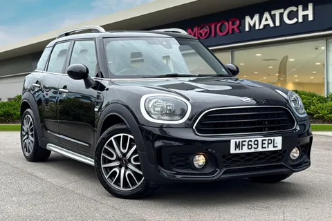MF69EPL Mini Countryman 1.5 Cooper Sport Euro 6 (s/s) 5dr Thumbnail #2