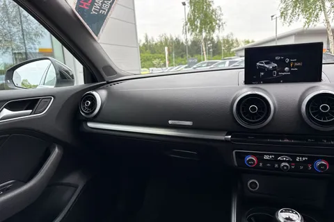 SM66ECY Audi A3 2.0 TDI S line Euro 6 (s/s) 4dr Thumbnail #20