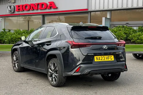NA23HFG Lexus Ux 2.0 250h F Sport Design E-CVT Euro 6 (s/s) 5dr Thumbnail #3
