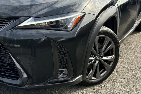 NA23HFG Lexus Ux 2.0 250h F Sport Design E-CVT Euro 6 (s/s) 5dr Thumbnail #28