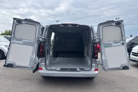 KR26FZK Volkswagen E-Transporter 100kW 65kWh Commerce Plus Van Auto Thumbnail #8