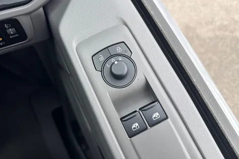 KR26FZK Volkswagen E-Transporter 100kW 65kWh Commerce Plus Van Auto Thumbnail #35