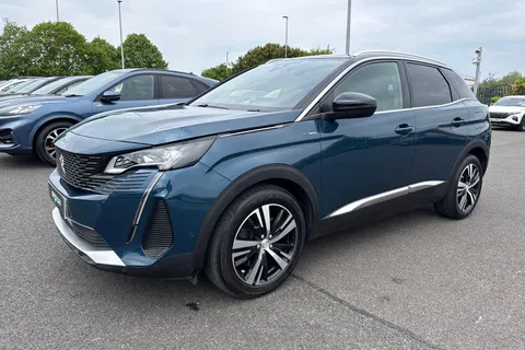 28 of 66 for PEUGEOT 3008 1.6 13.2kWh GT e-EAT Euro 6 (s/s) 5dr
