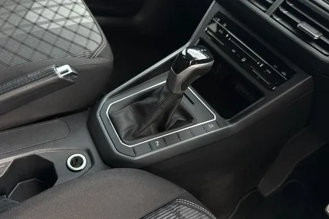 ML24EKY Volkswagen Polo 1.0 TSI R-Line 5dr DSG Thumbnail #24