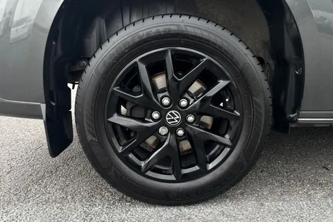 DG75CME Volkswagen Transporter 2.0 TDI 110 Commerce Pro Van Thumbnail #11