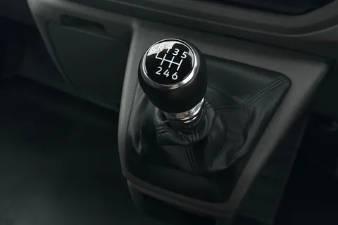 DG75CME Volkswagen Transporter 2.0 TDI 110 Commerce Pro Van Thumbnail #23