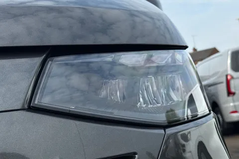 KR26GDA Volkswagen E-Transporter 100kW 65kWh Commerce Plus Van Auto Thumbnail #26