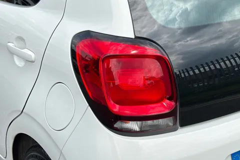 YK16RZU Citroën C1 1.2 PureTech Feel Euro 6 5dr Thumbnail #26