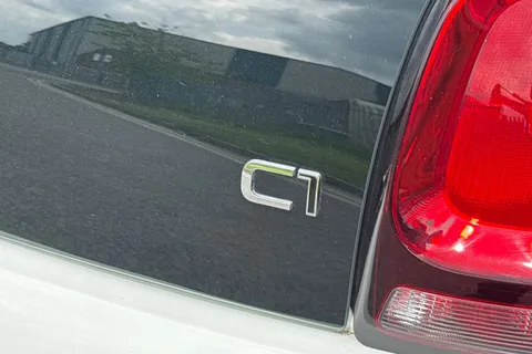 YK16RZU Citroën C1 1.2 PureTech Feel Euro 6 5dr Thumbnail #28