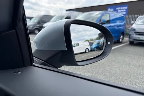 36 of 57 for Volkswagen ID.3 Pro 59kWh Match Auto 5dr