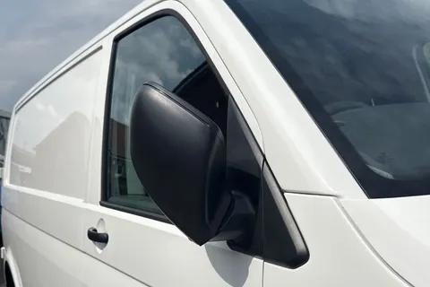 PF73XRG Volkswagen Transporter 2.0 TDI 150 Startline Van Thumbnail #27