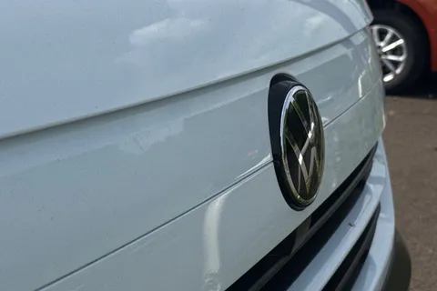 MF25JHU Volkswagen Transporter 2.0 TDI 150 Commerce Plus Van Thumbnail #31
