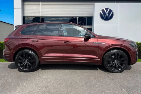 3 of 55 for Volkswagen Touareg 3.0 V6 TDI 4Motion Black Edition 5dr Tip Auto **FACTORY TOWBAR**