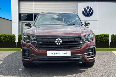 6 of 55 for Volkswagen Touareg 3.0 V6 TDI 4Motion Black Edition 5dr Tip Auto **FACTORY TOWBAR**