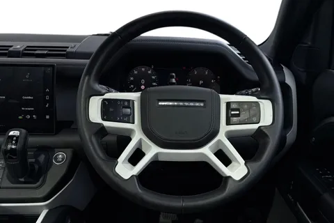 KW74HHU Land Rover Defender 110 3.0 D350 X-Dynamic HSE 5dr Thumbnail #17