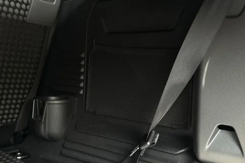 KW74HHU Land Rover Defender 110 3.0 D350 X-Dynamic HSE 5dr Thumbnail #28
