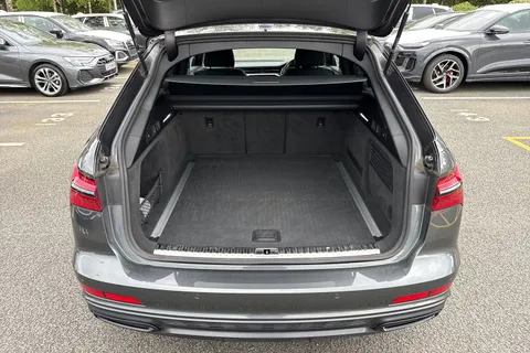BA72DFG Audi A6 Avant Avant Black Edition 40 TDI quattro 204 PS S tronic Thumbnail #8
