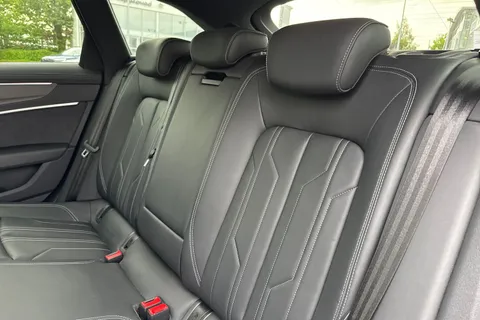 BA72DFG Audi A6 Avant Avant Black Edition 40 TDI quattro 204 PS S tronic Thumbnail #20