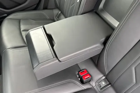BA72DFG Audi A6 Avant Avant Black Edition 40 TDI quattro 204 PS S tronic Thumbnail #46