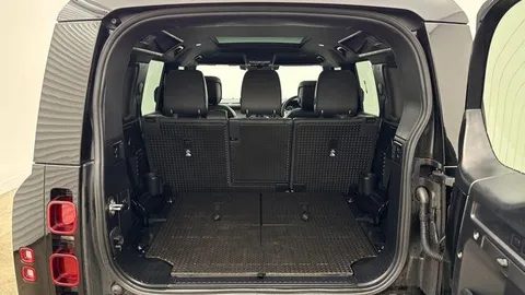 KT74UPH Land Rover Defender 110 3.0 D350 X-Dynamic HSE 5dr Thumbnail #12