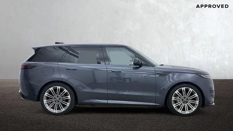 6 of 20 for Land Rover Range Rover Sport 3.0 P460e Dynamic SE 5dr