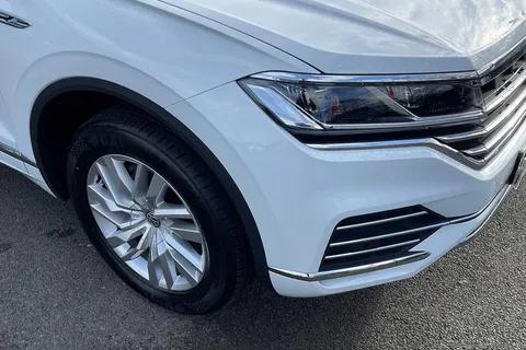 48 of 51 for Volkswagen Touareg 3.0TDI (231ps) SEL 4Motion 5dr ⭐Heated Front Seats⭐
