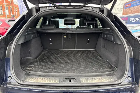 6 of 47 for LAND ROVER RANGE ROVER VELAR 2.0 D200 Edition 5dr Auto
