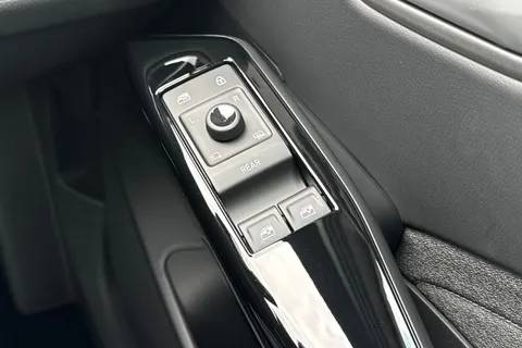 MM75WPW Volkswagen ID.3 150kW Match Pro S 79kWh 5dr Auto [5 Seats] Thumbnail #20