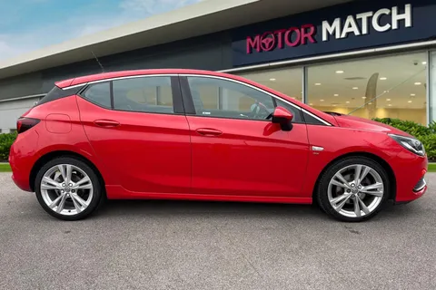 3 of 39 for Vauxhall Astra 1.6 CDTi BlueInjection SRi VX Line Hatchback 5dr Diesel Manual Euro 6 (s/s) (136 ps)
