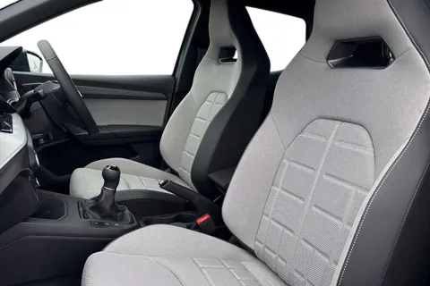 SEAT Arona 1.0 TSI FR First Edition Euro 6 (s/s) 5dr Thumbnail #11