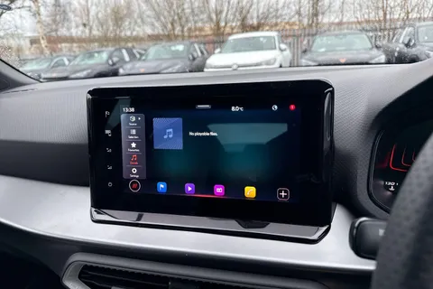 SEAT Arona 1.0 TSI FR First Edition Euro 6 (s/s) 5dr Thumbnail #39