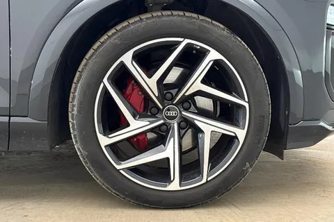 KM75VWR Audi Q6 E-Tron Q6 SUV Edition 1 e-tron  185,00 kW Thumbnail #6