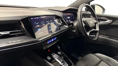 BJ72ZXD Audi Q4 e-tron Q4 Sportback S line 50 e-tron quattro 220,00 kW Thumbnail #2