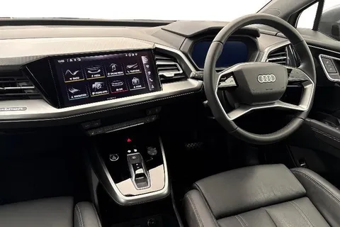 KM75ZWY Audi Q4 e-tron Q4 Sportback Sport 45 e-tron  210,00 kW Thumbnail #2