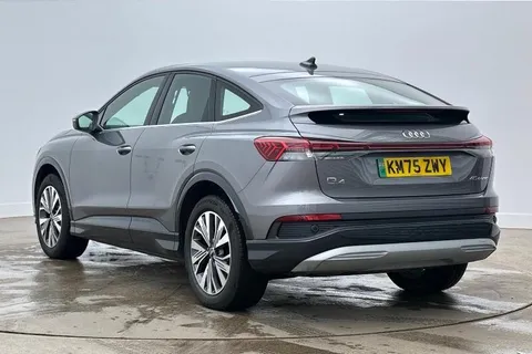 KM75ZWY Audi Q4 e-tron Q4 Sportback Sport 45 e-tron  210,00 kW Thumbnail #3