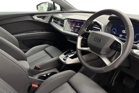 KM75ZWY Audi Q4 e-tron Q4 Sportback Sport 45 e-tron  210,00 kW Thumbnail #7