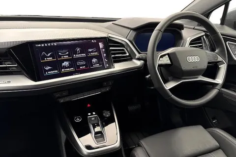 KP75JYG Audi Q4 e-tron Q4 Sportback Sport 40 e-tron  150,00 kW Thumbnail #2
