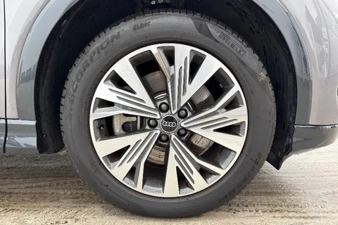 KP75JYG Audi Q4 e-tron Q4 Sportback Sport 40 e-tron  150,00 kW Thumbnail #6