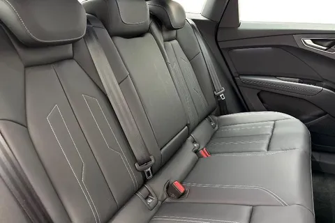 KP75JYG Audi Q4 e-tron Q4 Sportback Sport 40 e-tron  150,00 kW Thumbnail #10