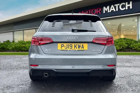 PJ19KWA Audi A3 1.6 TDI 30 Black Edition Sportback Euro 6 (s/s) 5dr Thumbnail #5