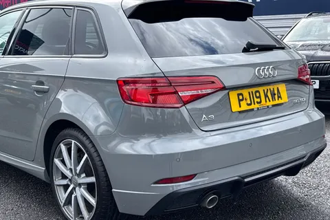 PJ19KWA Audi A3 1.6 TDI 30 Black Edition Sportback Euro 6 (s/s) 5dr Thumbnail #9