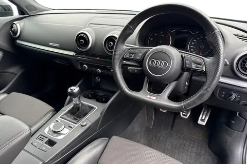 PJ19KWA Audi A3 1.6 TDI 30 Black Edition Sportback Euro 6 (s/s) 5dr Thumbnail #19