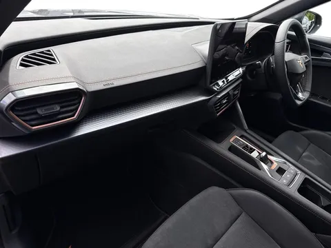 9 of 39 for CUPRA Formentor 1.5 eTSI V2 DSG Euro 6 (s/s) 5dr
