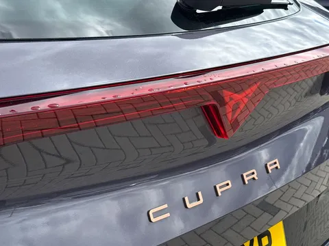 28 of 39 for CUPRA Formentor 1.5 eTSI V2 DSG Euro 6 (s/s) 5dr
