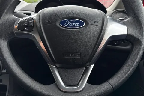 MJ64HNO Ford Fiesta 1.25 Studio Euro 5 3dr Thumbnail #33