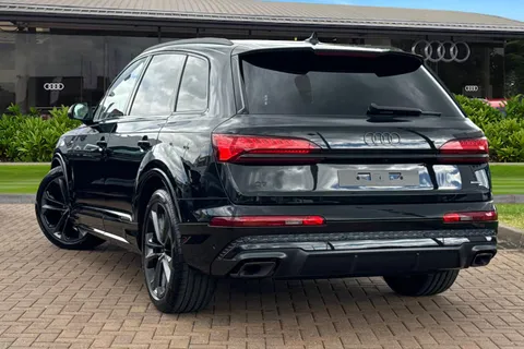Audi Q7 3.0 TDI V6 Black Edition Tiptronic quattro Euro 6 (s/s) 5dr Thumbnail #3